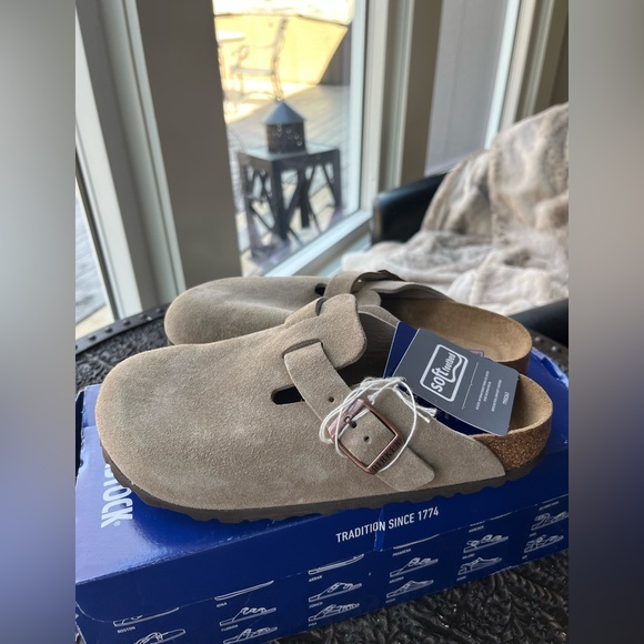 ✨BIRKENSTOCK BOSTON SUEDE SOFT FOOTBED CLOGS IN TAUPE 36 5 NARROW - Picture 8 of 14